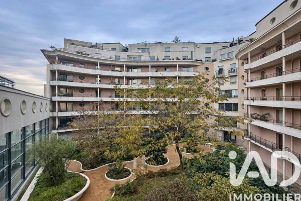 Appartement à vendre 3 pièces 82,66 m² Issy-les-Moulineaux