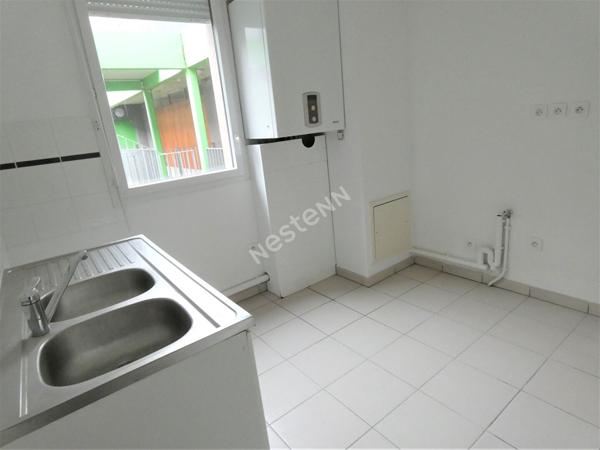 BLAGNAC 31700 PROCHE TRAMWAY Agréable T4 Récent de 82.14m² terrasse de 18.27m², Suite parentale , parking sous sol