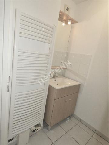 BLAGNAC 31700 PROCHE TRAMWAY Agréable T4 Récent de 82.14m² terrasse de 18.27m², Suite parentale , parking sous sol