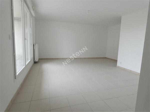 BLAGNAC 31700 PROCHE TRAMWAY Agréable T4 Récent de 82.14m² terrasse de 18.27m², Suite parentale , parking sous sol