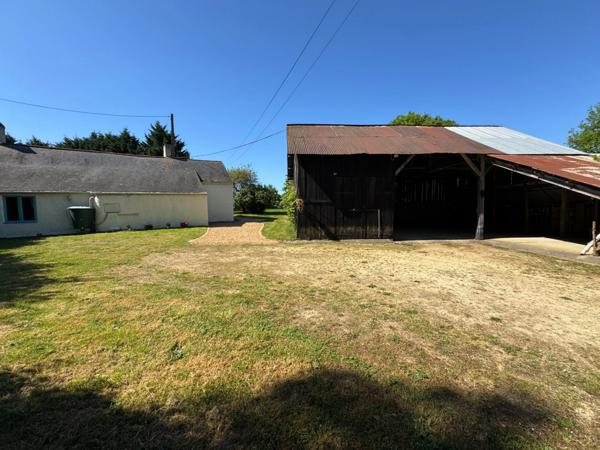 Charmante maison de campagne avec terrain arborée et fruitier de 3 500 m² – proche du Lude