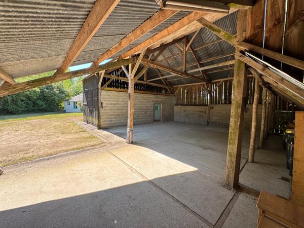 Charmante maison de campagne avec terrain arborée et fruitier de 3 500 m² – proche du Lude