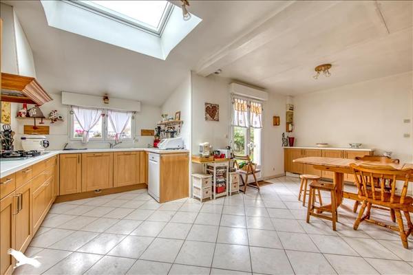 Maison à vendre |  Blanquefort |  7 pièces | 133 m²