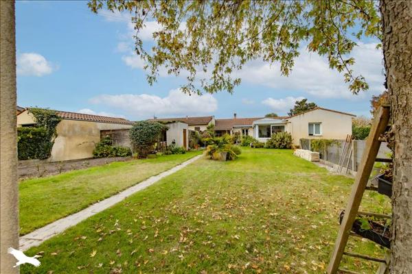 Maison à vendre |  Blanquefort |  7 pièces | 133 m²