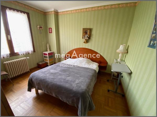 Maison à CHALLANS, 85300 - 9 pièces 240m²