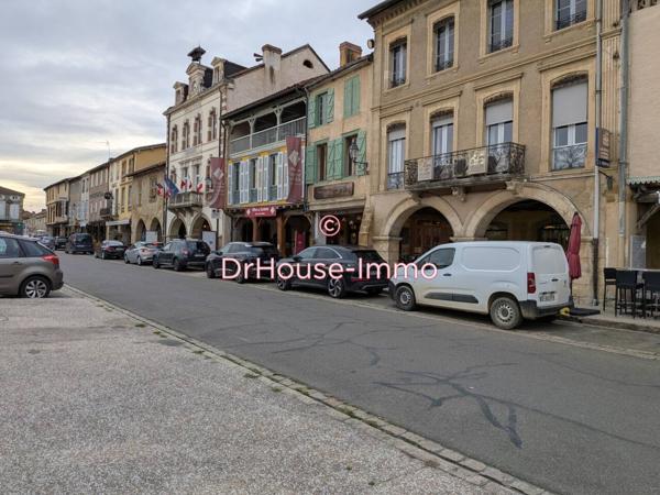 Immeuble à vendre 10 pièces de 500 m²