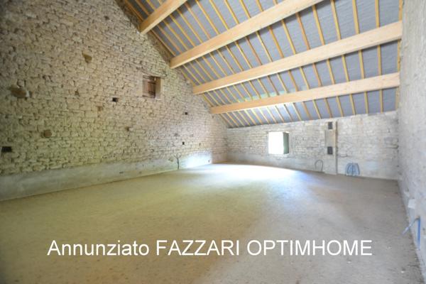 🏛 À VENDRE EN EXCLUSIVITÉ, proche Belgique et Luxembourg, un Immeuble de trois appartements situés à STENAY (55), 255 M² habitables, Idéal investisseur ou résidence principale avec revenus locatifs !