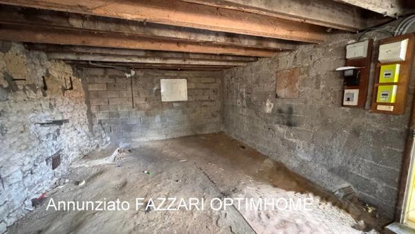 🏛 À VENDRE EN EXCLUSIVITÉ, proche Belgique et Luxembourg, un Immeuble de trois appartements situés à STENAY (55), 255 M² habitables, Idéal investisseur ou résidence principale avec revenus locatifs !