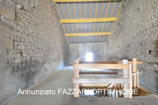 🏛 À VENDRE EN EXCLUSIVITÉ, proche Belgique et Luxembourg, un Immeuble de trois appartements situés à STENAY (55), 255 M² habitables, Idéal investisseur ou résidence principale avec revenus locatifs !