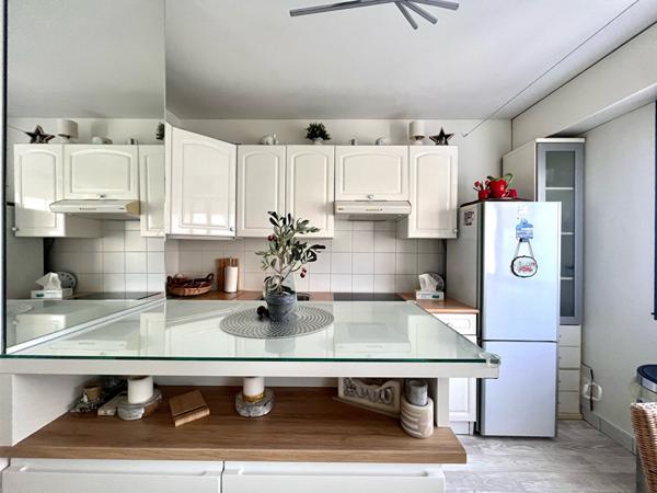 Appartement Suresnes 1 pièce(s) 32 m2