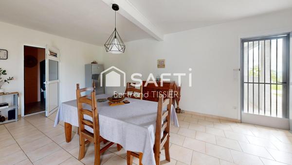 Maison au Vauclin avec vue mer, terrain et potentiel