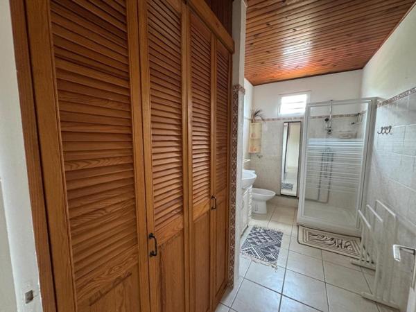Maison au Vauclin avec vue mer, terrain et potentiel