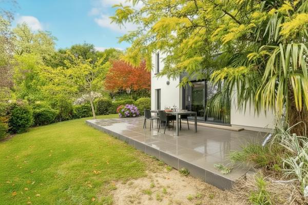 Maison Verrieres Le Buisson 8 pièce(s) 202.64 m2