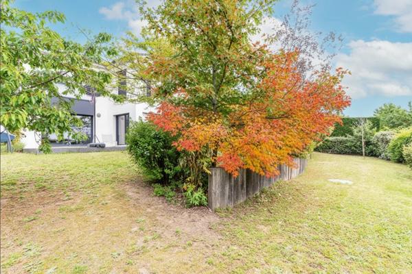 Maison Verrieres Le Buisson 8 pièce(s) 202.64 m2