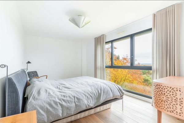 Maison Verrieres Le Buisson 8 pièce(s) 202.64 m2