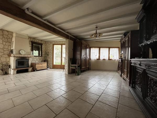 Maison à vendre |  Confolens |  4 pièces | 170 m²