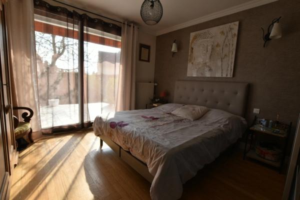Maison T6 avec terrasse, piscine et jardin sans vis-à-vis à NUITS-Saint-Georges