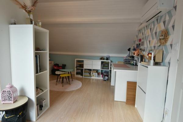 Maison T6 avec terrasse, piscine et jardin sans vis-à-vis à NUITS-Saint-Georges