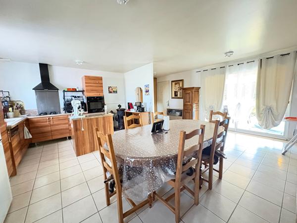 Maison Chavagneux 4 pièce(s) 90 m2