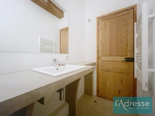 Location Appartement 2 pièces AJACCIO - 50 M² - Centre ville - vue mer- Bon état -