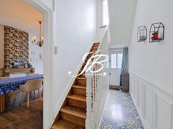 MAISON PLEINE DE CHARME- BEAUX VOLUMES-LENS