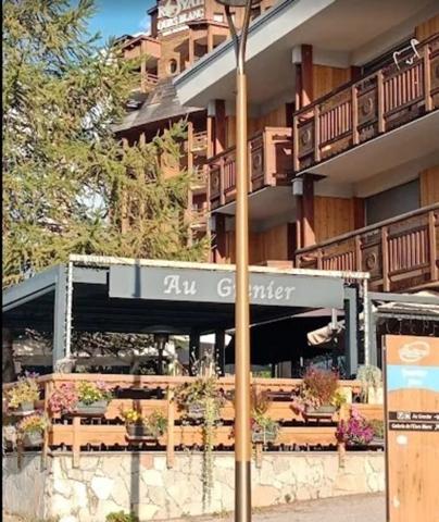 Fonds de commerce d’un restaurant emblématique à l’Alpe d’Huez – Emplacement N° ALPE D'HUEZ (38)