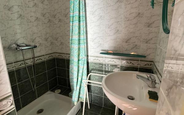 Maison à vendre    5 pièces •  Cadenet