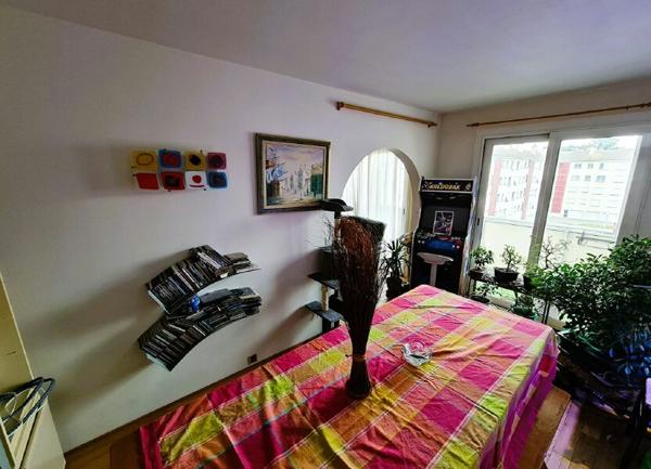 Appartement à vendre    4 pièces • 78 m2 Saint-Fargeau-Ponthierry