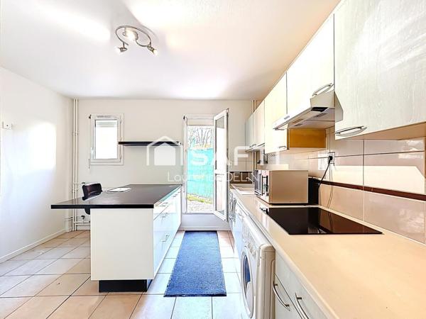 REZ DE JARDIN LUMINEUX PROCHE TOUTES COMMODITES