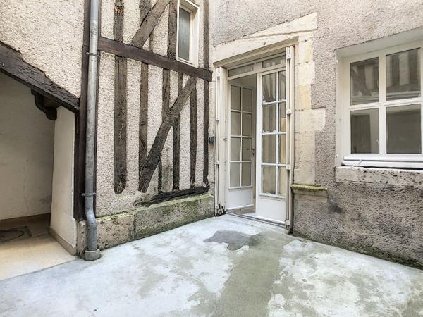 EXCEPTIONNEL - Immeuble Orleans centre historique