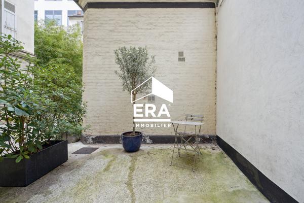 BATIGNOLLES/BOURSAULT. Charmant 2 pièces de 33m2 avec Terrasse de 11m2