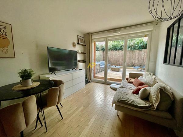 STUDIO avec terrasse €175 000 ** - Référence 1936