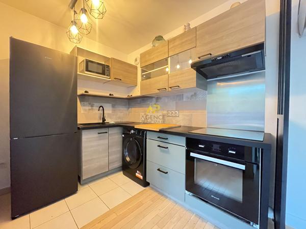 STUDIO avec terrasse €175 000 ** - Référence 1936