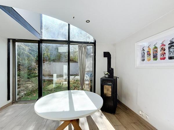 Maison 98 m2 avec 2/3 chambres - Poêle à bois