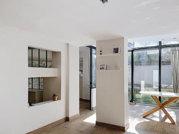 Maison 98 m2 avec 2/3 chambres - Poêle à bois