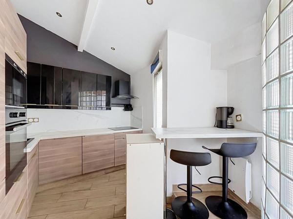 Maison 98 m2 avec 2/3 chambres - Poêle à bois