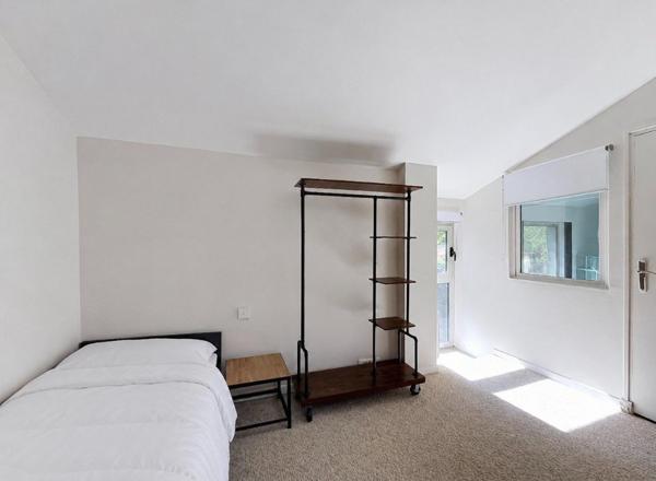 Maison 98 m2 avec 2/3 chambres - Poêle à bois