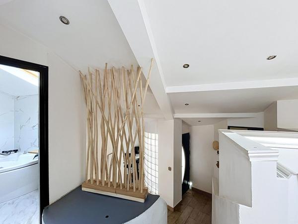 Maison 98 m2 avec 2/3 chambres - Poêle à bois