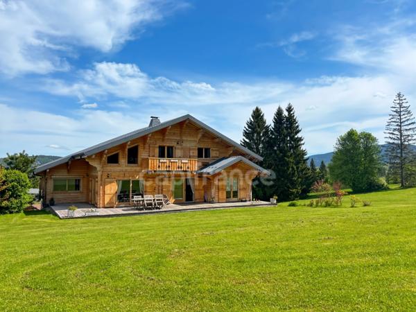 A VENDRE PREMANON - Chalet 216m2 sur terrain de 4240m2