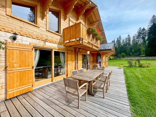 A VENDRE PREMANON - Chalet 216m2 sur terrain de 4240m2