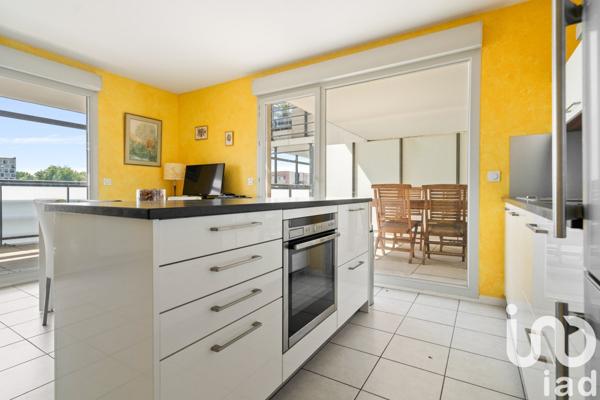 Appartement 4 pièces de 81 m² à Lyon (69007)