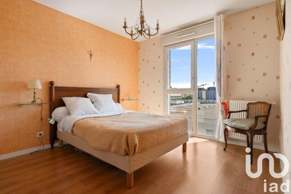 Appartement 4 pièces de 81 m² à Lyon (69007)