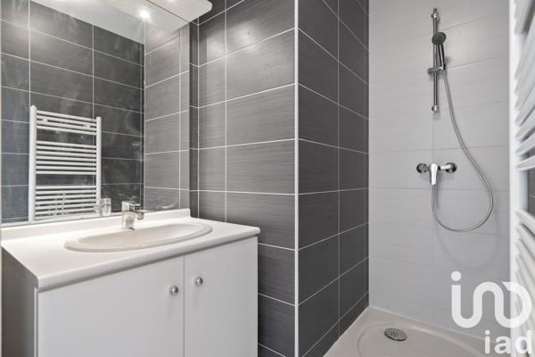 Appartement 4 pièces de 81 m² à Lyon (69007)