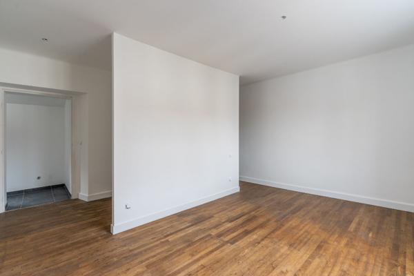 Maison de bourg au Pallet avec son jardin intimiste