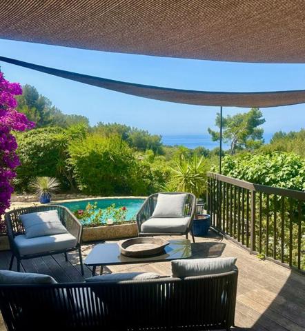 Villa T6 contemporaine avec piscine, dépendance et garage -  Vue mer et nature -