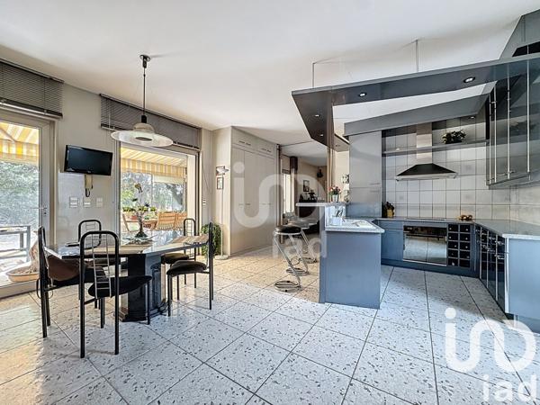 House for sale 9 rooms 300 m² Balma