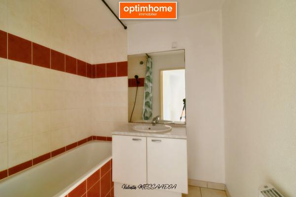 Saisissez l’opportunité ! Baisse de prix sur ce T3 de 66 m² à Nancy Lobau, avec parking, jardin et piscine.
