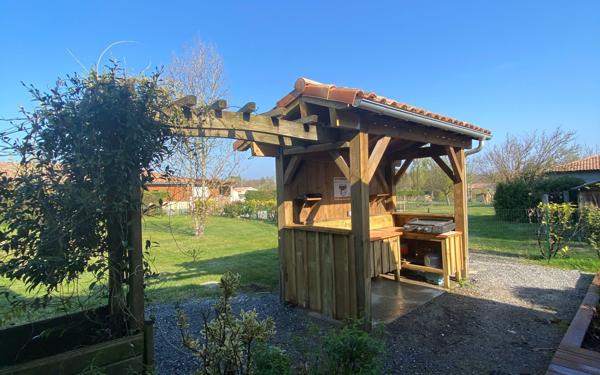 Maison à vendre    7 pièces •  Léon