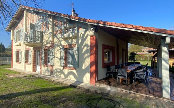 Maison à vendre    7 pièces •  Léon