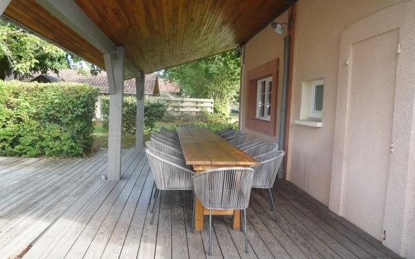 Maison à vendre    7 pièces •  Léon